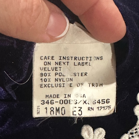 Vintage Pretty as a Picture Girl’s Purple Velvet Top with Lace - 18-24mon - Picture 7 of 9